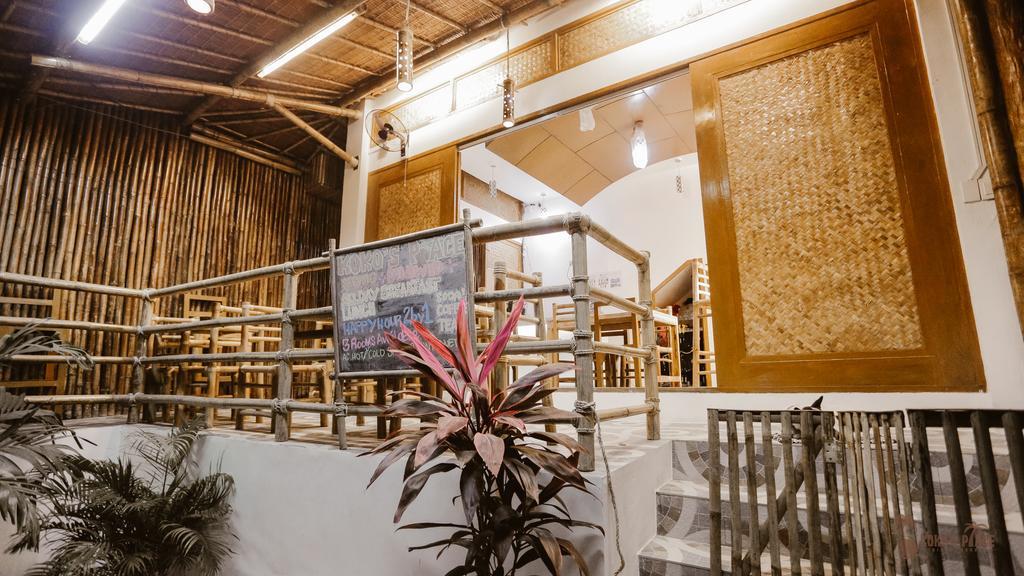 Koko'S Place Diniwid Balabag  ภายนอก รูปภาพ